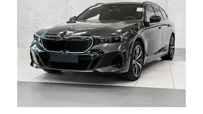 Gebraucht BMW 520 M Sport 197 PS (144 kW) 2025 Kombi
