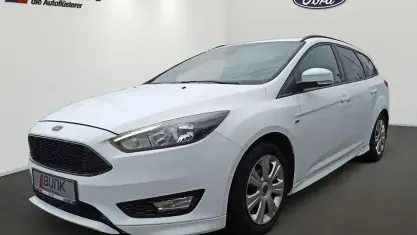 Gebraucht Ford Focus ST-Line 140 PS (102 kW) 2018 Weiß Kombi