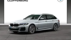 Grau Gebraucht 2022 BMW 520 M Sport | 38.790 € (Fairer Preis)