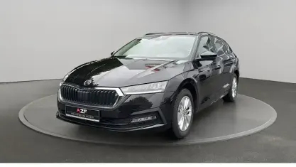 Gebraucht Skoda Octavia Ambition 150 PS (110 kW) 2023 Blackmagic perleffekt Kombi