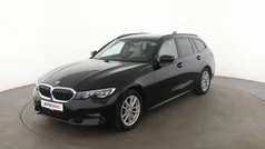 Schwarz Gebraucht 2021 BMW 320 Sport Line Kombi | 24.470 € (Fairer Preis)