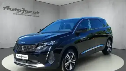 Gebraucht Peugeot 5008 Allure 131 PS (96 kW) 2024 Met. perla nera schwarz SUV