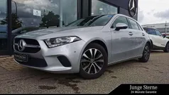 Iridiumsilber (metallic) Gebraucht 2022 Mercedes A180 Business Limousine | 24.430 € (Guter Preis)