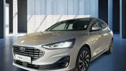 Gebraucht Ford Focus Titanium X 115 PS (84 kW) 2023 Silber Limousine