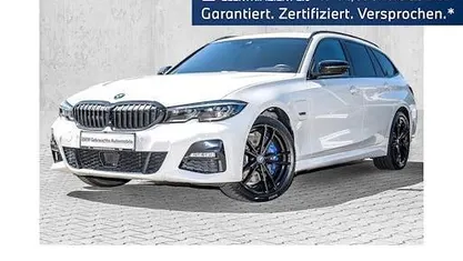 Gebraucht BMW 330e M Sport 292 PS (214 kW) 2022 Weiß Kombi
