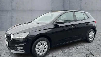 Gebraucht 2025 Skoda Fabia Essence Limousine | 19.170 € (Fairer Preis)