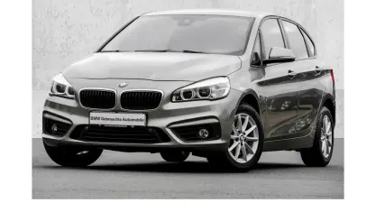 Gebraucht BMW 220 Advantage 192 PS (141 kW) 2016 Silber Van / Kleinbus