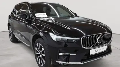 Gebraucht Volvo XC60 Plus 197 PS (144 kW) 2022 Schwarz SUV
