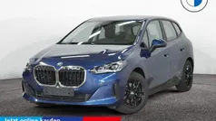 Blau Gebraucht 2024 BMW 218 Active Tourer Performance Van / Kleinbus | 28.950 € (Superpreis)