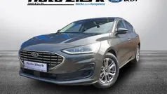 Grau Gebraucht 2024 Ford Focus Titanium Limousine | 25.490 € (Fairer Preis)