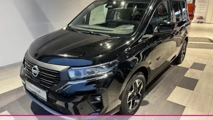 Neu Nissan Townstar Tekna 130 PS (95 kW) 2025 Schwarz Van
