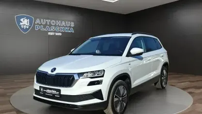 Gebraucht Skoda Karoq Tour 116 PS (85 kW) 2022 Moonweiß SUV