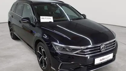 Gebraucht VW Passat GTE 156 PS (114 kW) 2022 Deep black perleffekt Kombi