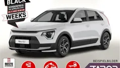 Schneeweiß Gebraucht 2024 Kia Niro SUV | 27.475 € (Superpreis)
