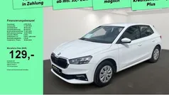 Weiß Gebraucht 2024 Skoda Fabia Selection Limousine | 18.990 € (Guter Preis)