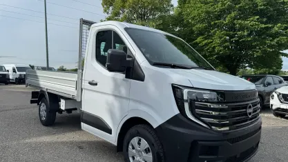 Neu Nissan Interstar N-Connecta 170 PS (125 kW) 2026 Weiß Van