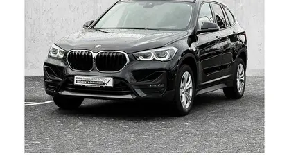 Schwarz Gebraucht 2022 BMW X1 Sport Line SUV | 25.890 € (Guter Preis)