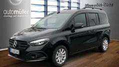 Loparitschwarz Gebraucht 2023 Mercedes eCitan Kombi | 41.990 €