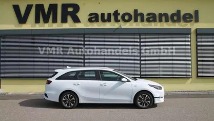 Gebraucht 2025 Kia Ceed Sportswagon Kombi | 22.490 € (Superpreis)