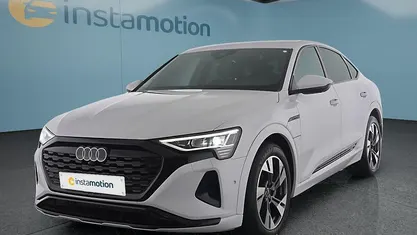 Weiß Gebraucht 2023 Audi Q8 e-tron SUV | 46.849 € (Fairer Preis)