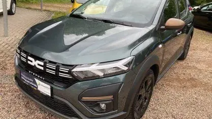 Gebraucht Dacia Sandero Extreme 91 PS (66 kW) 2023 Vert oxide Kleinwagen