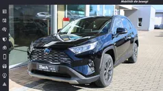 Tiefschwarz Gebraucht 2024 Toyota RAV4 Hybrid Team SUV | 41.690 € (Fairer Preis)