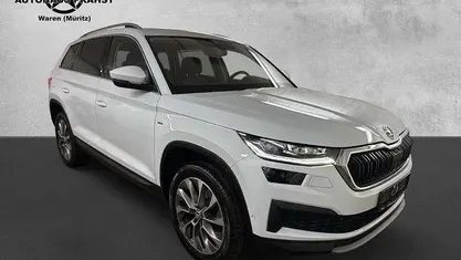 Weiß Gebraucht 2022 Skoda Kodiaq Clever SUV | 28.900 € (Fairer Preis)