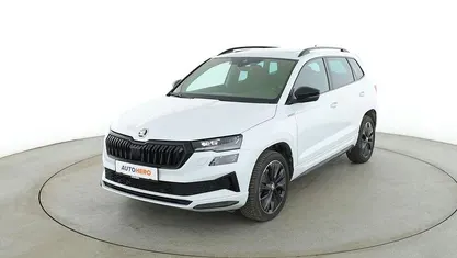 Gebraucht Skoda Karoq SportLine 150 PS (110 kW) 2022 Weiß SUV
