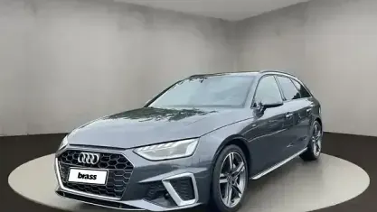Gebraucht Audi A4 S-Line 204 PS (150 kW) 2023 Daytonagrau perleffekt Kombi
