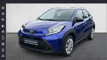 Neu Toyota Aygo X Business Edition 72 PS (52 kW) 2025 Blau SUV