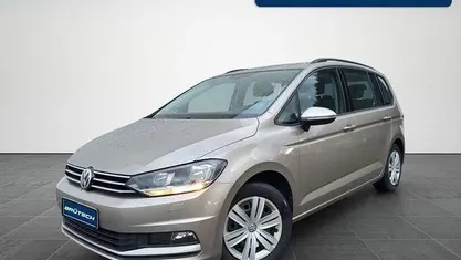 Titanium beige metallic Gebraucht 2018 VW Touran Comfortline Van / Kleinbus | 17.480 € (Fairer Preis)