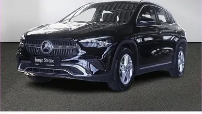 Gebraucht Mercedes GLA200 Progressive 163 PS (119 kW) 2024 SUV