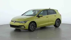 Gelb Gebraucht 2022 VW Golf VIII Style Limousine | 24.990 € (Fairer Preis)