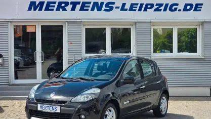 Brugt Renault Clio II Dynamique 101 HK (74 kW) 2010 Sort Sedan