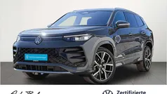 Grau (delfingrau metallic) Gebraucht 2025 VW Tayron R-line SUV | 59.980 € (Fairer Preis)