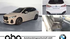 Alpinweiß Gebraucht 2022 BMW 220 M Sport Van / Kleinbus | 32.860 € (Fairer Preis)