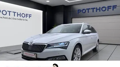Gebraucht 2023 Skoda Superb Style Kombi | 32.777 € (Fairer Preis)