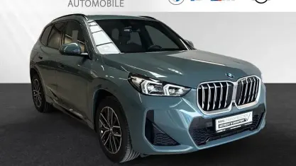 Gebraucht BMW X1 M Sport 211 PS (155 kW) 2025 Cape york grün metallic SUV