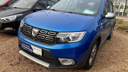 Bleu dazurite Gebraucht 2017 Dacia Sandero Prestige Kleinwagen | 9.990 € (Fairer Preis)