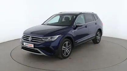 Gebraucht VW Tiguan Allspace Elegance 190 PS (139 kW) 2022 Blau SUV