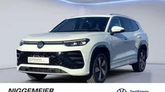 Pure white Gebraucht 2025 VW Tayron R-line SUV | 63.990 € (Fairer Preis)