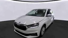 Weiß Gebraucht 2022 Skoda Fabia Style Kleinwagen | 15.930 € (Guter Preis)