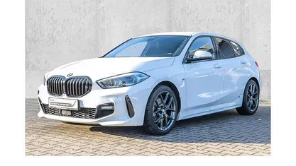 Weiß Gebraucht 2022 BMW 118 M Sport Kleinwagen | 22.440 € (Fairer Preis)