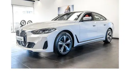 Gebraucht BMW 420 184 PS (135 kW) 2023 Weiß Coupé