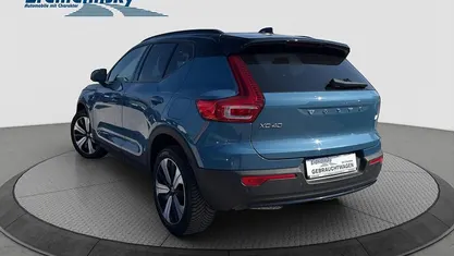 Gebraucht Volvo XC40 Core 169 kW (231 PS) 2022 Onyx black (schwarz) SUV