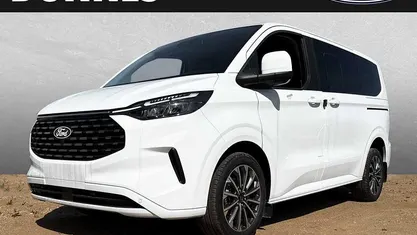 Gebraucht 2025 Ford Tourneo Titanium Van / Kleinbus | 59.990 € (Fairer Preis)