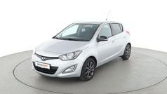 Grau Gebraucht 2014 Hyundai i20 Classic Limousine | 7.610 € (Fairer Preis)