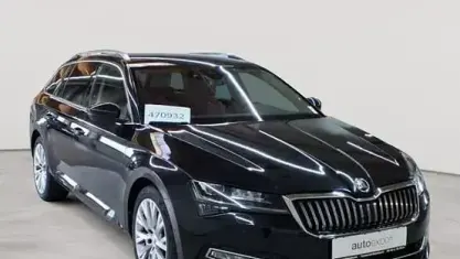 Gebraucht Skoda Superb Premium Edition 200 PS (147 kW) 2023 Schwarz Kombi
