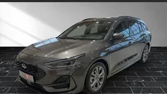 Magneticgrau (grau) Gebraucht 2023 Ford Focus ST-Line Kombi | 26.900 € (Fairer Preis)
