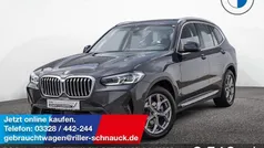 Grau Gebraucht 2023 BMW X3 Luxury Line SUV | 45.950 € (Superpreis)
